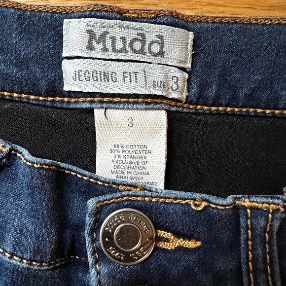 Mudd Jegging Fit Skinny Jeans - Picture 5 of 6